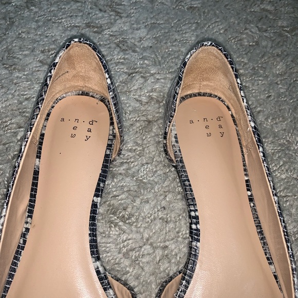 A New Day Snakeskin Pointed Toe Flats - Picture 2 of 5